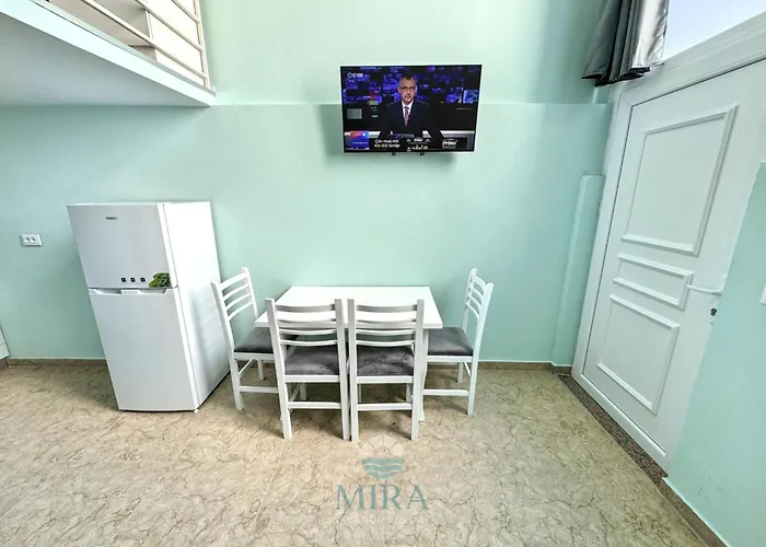 Mira Vacation * Fushe-Drac